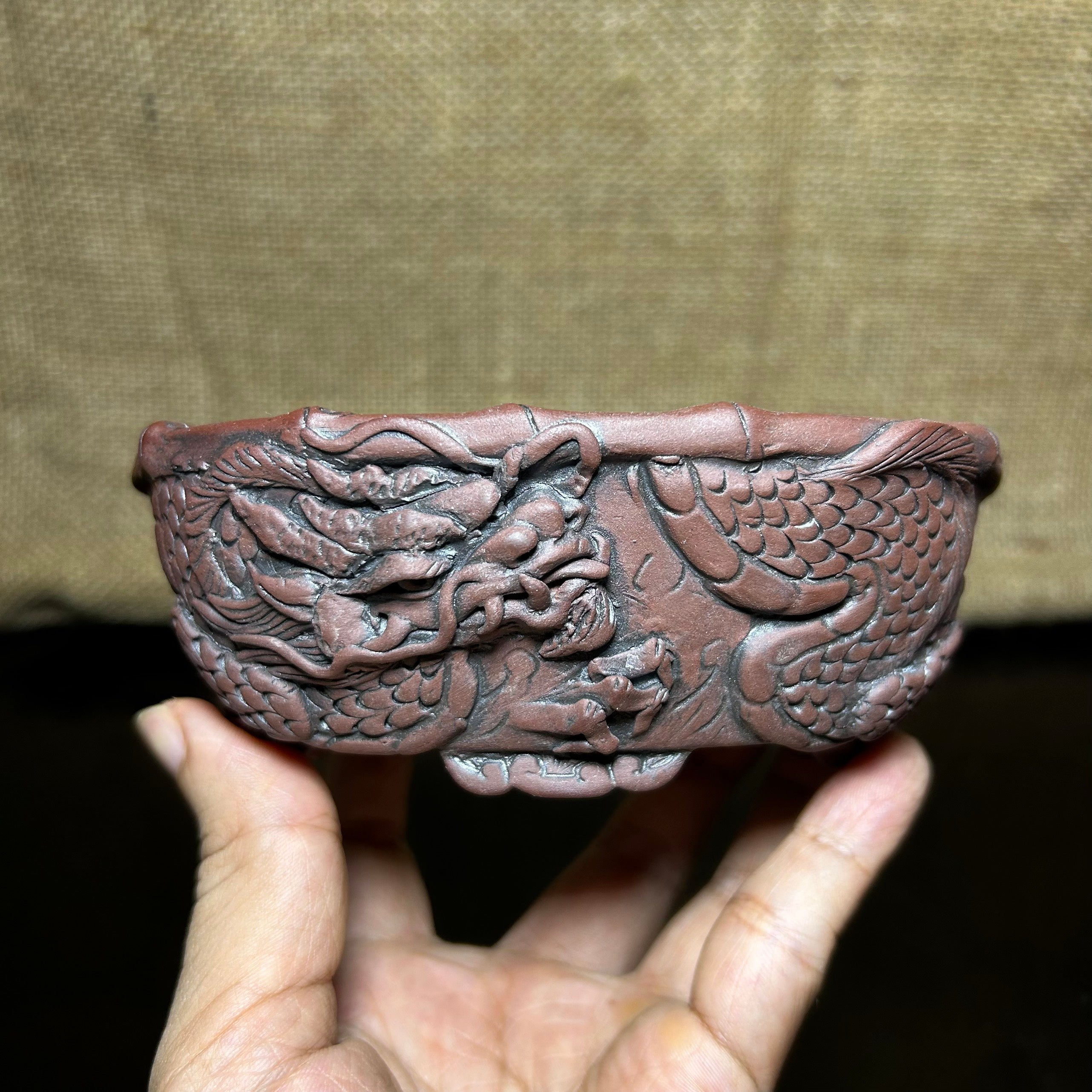 Dragon sculpture bonsai pot, Ceramic, 4 legs sculpture in the shape of a cloud