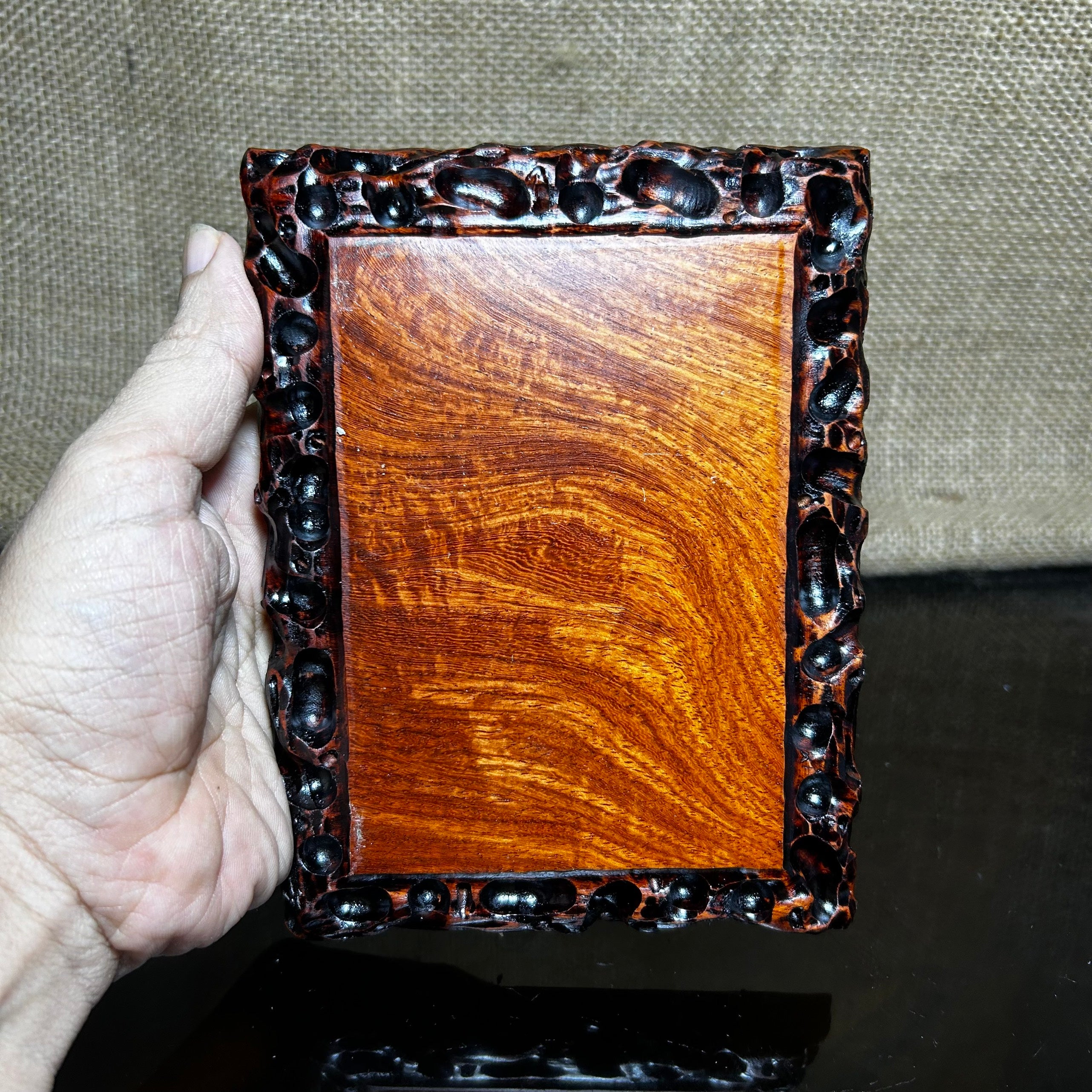 Wood display stand easel, made of Padauk, pattern sculpture handmade size 6.5"